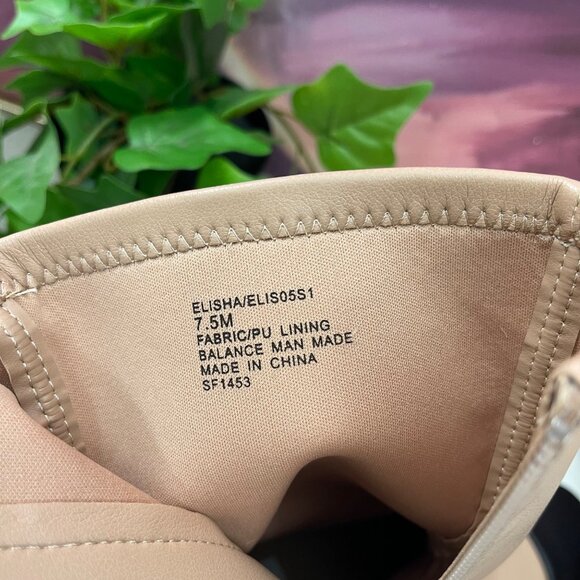 Steve Madden Beige Ankle Boots With Black Cap Toe & Side Zip Size 7.5 - Picture 6 of 8